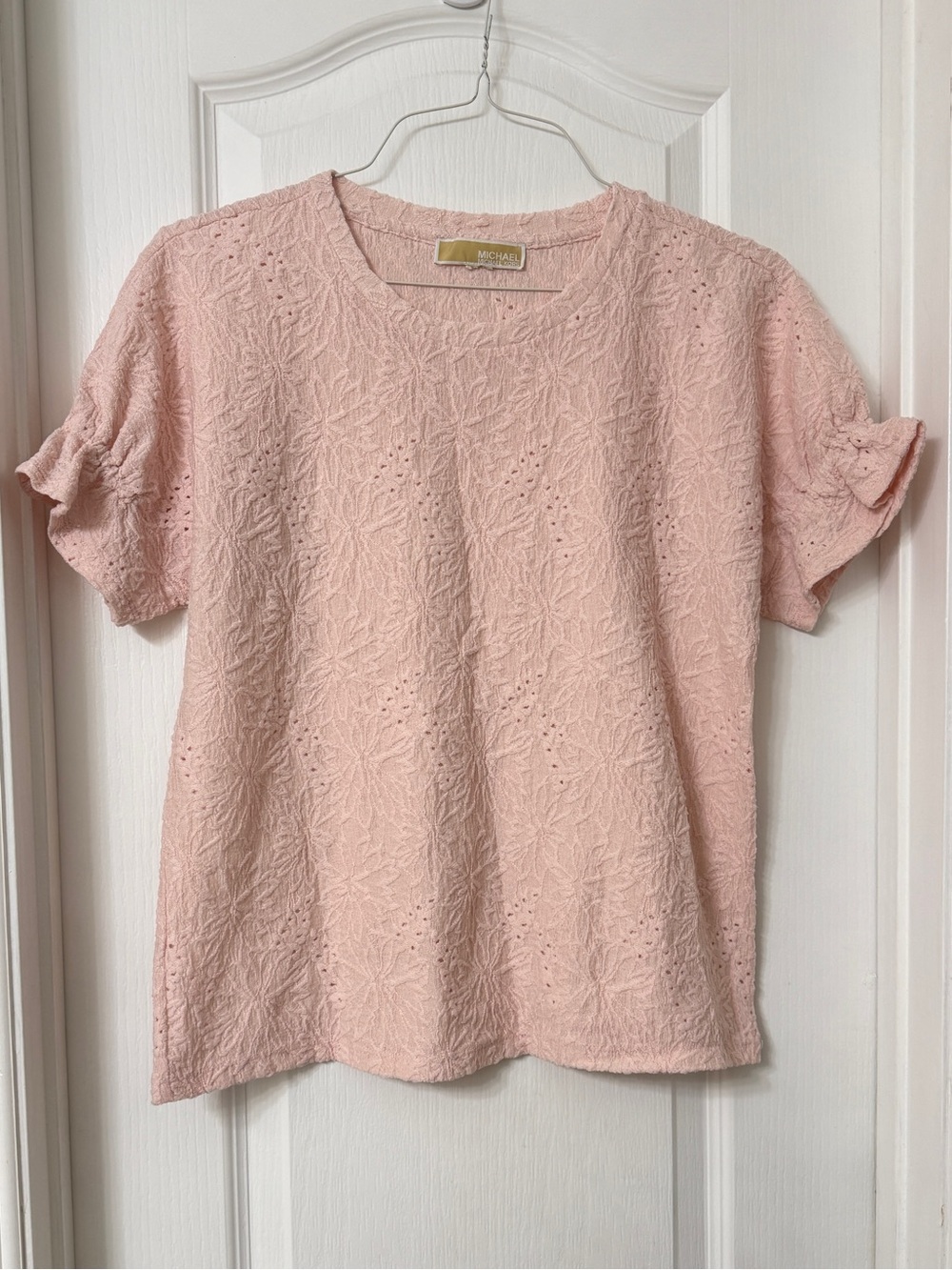 Michael Kors light pink short sleeve eyelet blouse size M